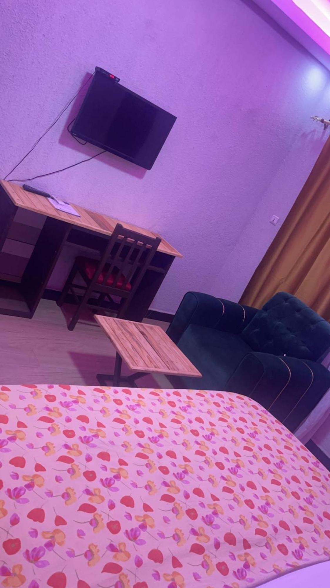 Hotel Residence Aicha Tambacounda Exterior foto